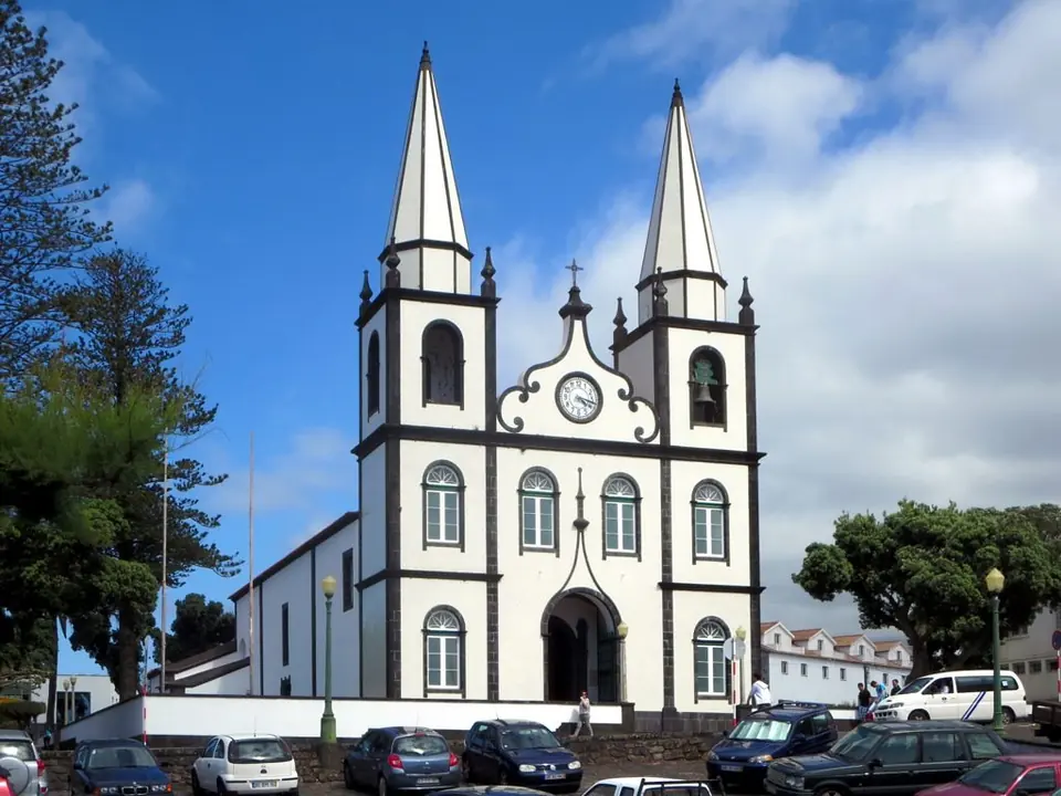 Die Kirche Santa Maria Madalena in Madalena auf Pico